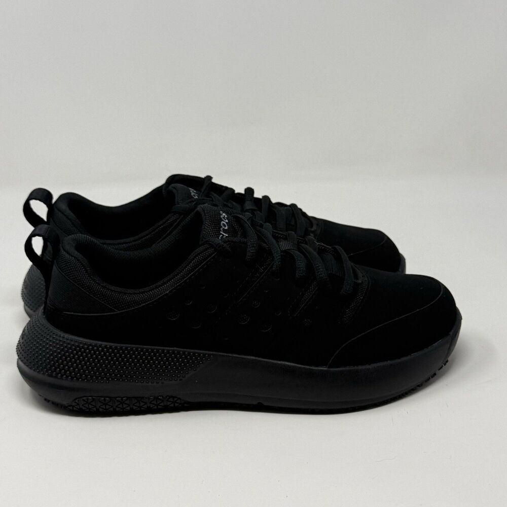 Crocs On the Clock Sneakers Womens 8.5 Triple Black Slip Resistant Work Shoes